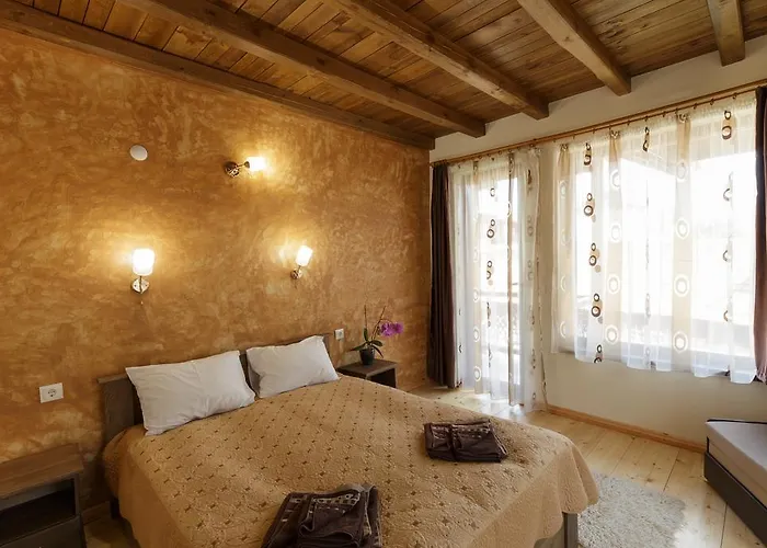 بيت للعطل Rupchini Houses *